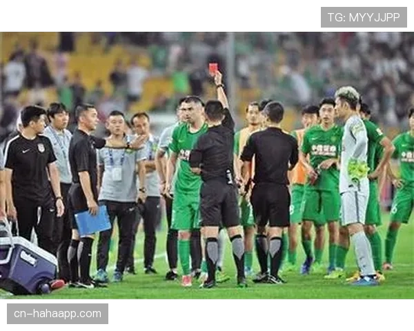 干扰比赛判罚到底多宽？裁判如何界定犯规边界